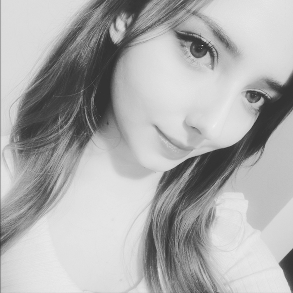 Meet your Posher, Kathleen - Picture 1 of 1